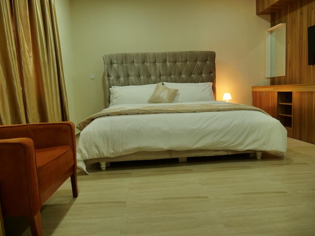 Alexia'S Place Hotel Lagos Kültér fotó