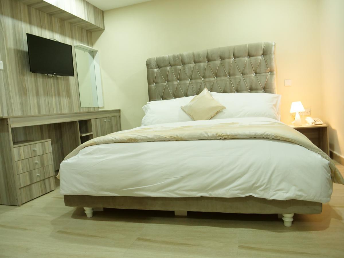 Alexia'S Place Hotel Lagos Kültér fotó